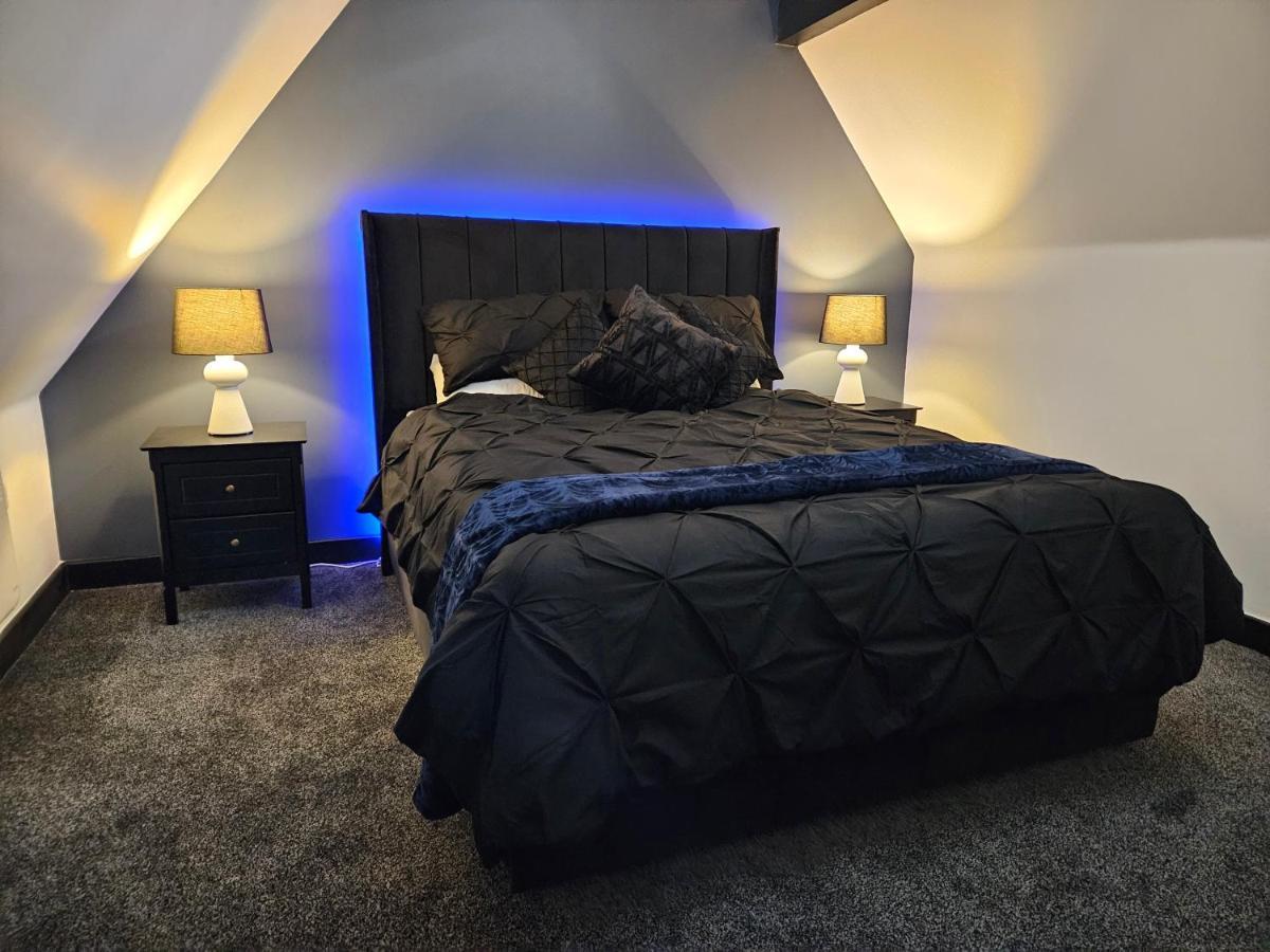 Sun - Boutique Bingley Apartment